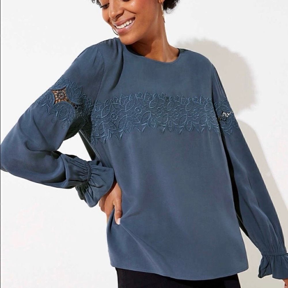 Loft Embroidered Lace Yoke Women Small Blouse Dusk Indigo Long‎ Ruffle Sleeves